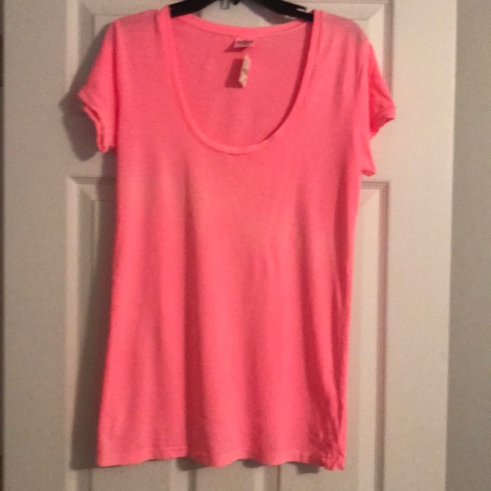 PINK Victoria’s Secret Pink T-shirt